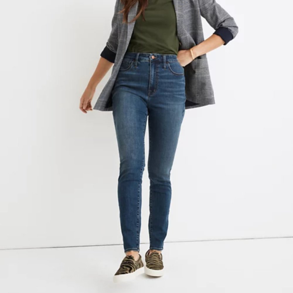 Madewell Curvy Tall Roadtripper Supersoft Jeans in Playford Wash